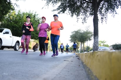 En los años anteriores, se ha tenido una participación muy nutrida de los corredores, quienes buscan prepararse para la justa atlética. (ARCHIVO) 