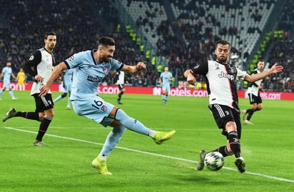 El mexicano Héctor Herrera estuvo participativo durante su participación en este duelo contra la Juventus. (EFE)