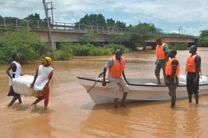 Al menos 120 personas han fallecido en Kenia desde octubre por las inundaciones causadas por las fuertes lluvias. (ARCHIVO) 