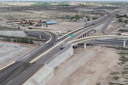 Cuenta con una longitud de 11.8 kilómetros y une a los estados de Coahuila y Durango. (VERÓNICA RIVERA)