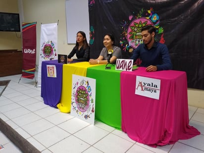 Los estudiantes, Raquel López, Fernanda Valles y Mario Juárez, que forman parte de los organizadores de este evento informaron que será en el gimnasio de la universidad, en horario de 19:00 a las 7:00 a 21:30 horas.
(EL SIGLO DE TORREÓN)