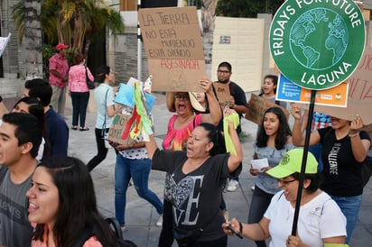 Invitan a los laguneros al movimiento global ambiental Fridays For Future Laguna a realizarse hoy a las 6:30 de la tarde. (ARCHIVO)