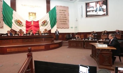 El secretario de Finanzas expuso ante legisladores la determinación del gobernador de mantener el buen manejo de las finanzas.