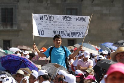 El presidente Andrés Manuel López Obrador aseguró que decidió otorgar asilo político al expresidente de Bolivia, Evo Morales porque fue víctima de un golpe de Estado en su país. (NOTIMEX)