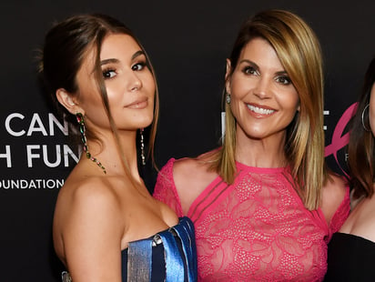 Regresa. La hija de la actriz Lori Loughlin publica su primer video desde escándalo universitario en el que están involucrados. (AP)