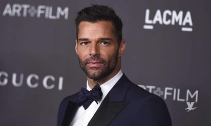 Ricky Martin ha dejado boquiabiertos a sus miles de seguidores en Instagram al compartir una sugerente imagen con el que encendió las redes sociales. (ESPECIAL)