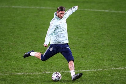 En entrevista para un programa de televisión, el capitán del Real Madrid aseguró que después de su retiro profesional se mantendrá en el ámbito futbolístico. (ARCHIVO)