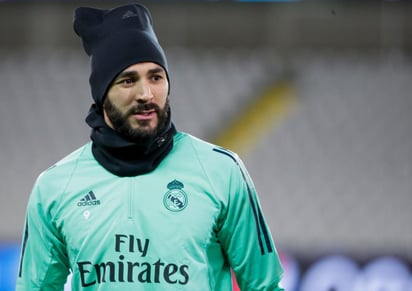 El delantero francés Karim Benzema quiere seguir siendo el estandarte al frente para que los merengues marquen goles. (EFE)