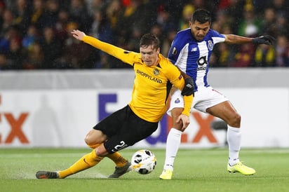 Jesús Manuel Corona podría tener participación en el partido ante el Feyenoord. (ARCHIVO)