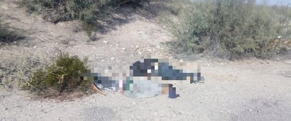 Los cuerpos de los hombres fallecidos fueron localizados tendidos en el suelo boca abajo. (EL SIGLO DE TORREÓN)