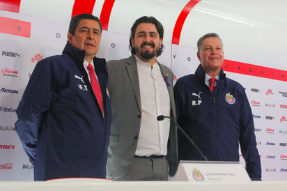 Las Chivas quieren contratar ocho refuerzos para que disputen el próximo torneo. (ARCHIVO)