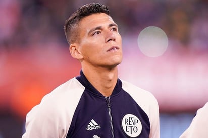 Héctor Moreno podría ser uno de los fichajes “bomba” de las Chivas de Guadalajara.  (ESPECIAL)
