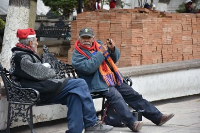 Ayer el termómetro bajó hasta los cero grados centígrados, por lo que se activaron los protocolos por el frío. (FABIOLA P. CANEDO/EL SIGLO DE TORREÓN)