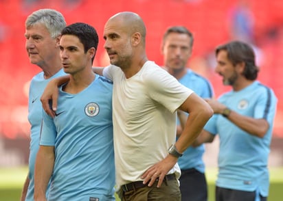 'Pep' reveló que una de las metas de Mikel era convertirse en entrenador y los Gunners era el equipo idóneo para hacerlo. (ARCHIVO)