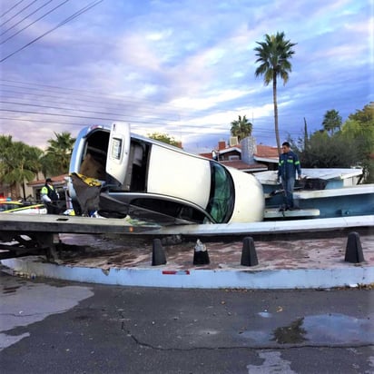 La unidad siniestrada es un automóvil Nissan Altima, modelo 2003, color plata, el cual portaba placas de circulación del estado de Coahuila.
(EL SIGLO DE TORREÓN)