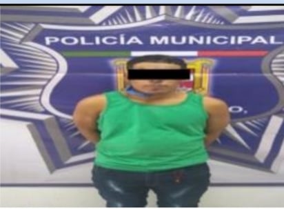 El hombre fue detenido por la Policía Municipal y posteriormente fue llevado a la Vicefiscalía del Estado de Durango. (EL SIGLO DE TORREÓN)