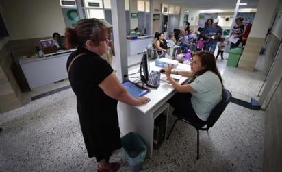 Esto, luego de que la madre de una mujer fallecida solicitó el expediente clínico de su hija y su nieto recién nacido. (EL UNIVERSAL)