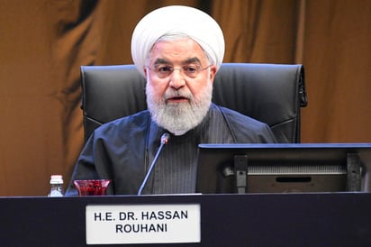 El presidente de Irán, Hassan Rohani, señaló en su cuenta de la red social Twitter que su país aún recuerda a las 290 víctimas del ataque a uno de sus aviones por Estados Unidos. (ARCHIVO) 