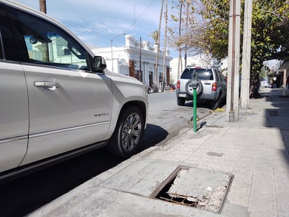 Aún cuando es visible, por las noches el peligro aumenta porque ante la falta de luz se vuelve una verdadera 'trampa'.