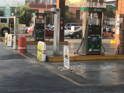 El titular de Profeco dijo que el promedio del precio de la gasolina regular será de 18.20 centavos, en la Magna 19.73 y en diesel 19.48. (ARCHIVO) 