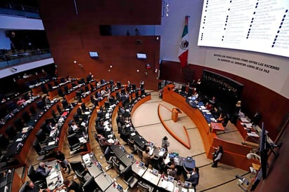 Senadores del PAN, Morena y del PRI se congratularon de la aprobación, en el Senado estadounidense, del Tratado comercial México, Estados Unidos y Canadá (T-MEC), lo cual, además de ser una buena noticia, da certeza al país en materia económica. (ARCHIVO)
