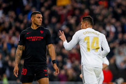 Casemiro firmó un doblete con el que el Real Madrid batió el sábado 2-1 al Sevilla. (EFE)