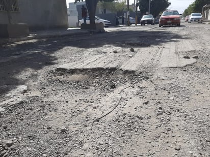 Asegura el Ayuntamiento que la calle Guillermo Prieto es uno de los compromisos del Estado. (EL SIGLO DE TORREÓN) 