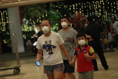 La Secretaría de Salud detalló que los otros dos casos sospechosos de coronavirus corresponden a una mujer de 28 años y un hombre de 31 años: ambos viajaron a la ciudad de Wuhan, China en semanas pasadas. (EFE)
