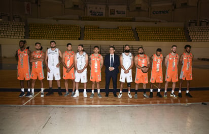 La escuadra lagunera se alista para realizar su debut en el Auditorio Municipal ante Cerveceros. (Jesús Galindo) 