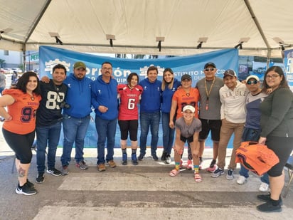 Inmersos en el ambiente previo a la disputa del Súper Bowl LIV por el campeonato de la NFL, el Instituto Municipal del Deporte realizó esta mañana una activación para los laguneros que mostraron sus habilidades en el deporte de las tackleadas. (ARCHIVO)