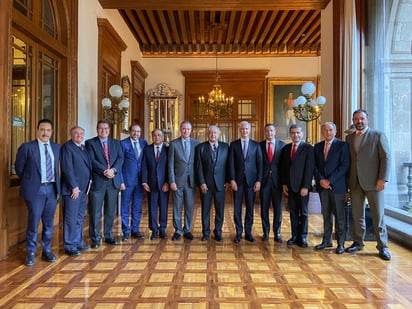 Esta tarde gobernadores del Partido Revolucionario Institucional (PRI) comen en Palacio Nacional con el presidente Andrés Manuel López Obrador para hablar sobre diversos temas. (ESPECIAL)