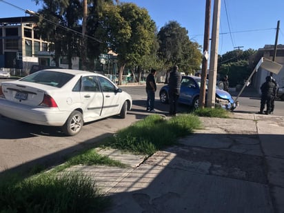 Los vehículos terminaron con daños de consideración. (EL SIGLO DE TORREÓN)