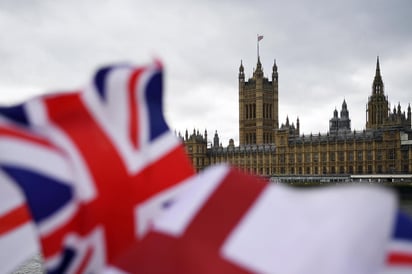 La ruptura fue a las 11 de la noche del viernes hora de Londres. (EFE)