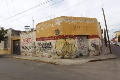 Algunos inmuebles que se localizan en el Centro Histórico se encuentran en pleno abandono. (ARCHIVO) 