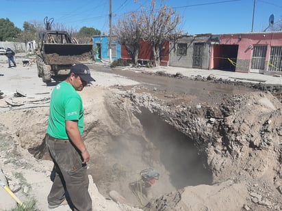 Fue necesario acordonar toda el área habitacional en los alrededores de la avenida Carlos Pereyra, en la colonia Las Vegas. (EL SIGLO DE TORREÓN)