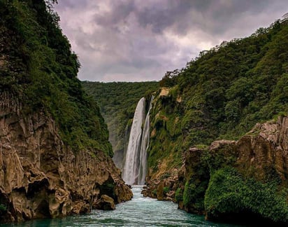 Aunque la mezcla entre vacaciones y lluvia podría parecer trágico para algunos, lo cierto es que existen ciertos lugares donde visitar con lluvia puede ser de lo mejor que te podría pasar. (ESPECIAL)