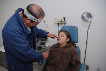 Especialistas del IMSS invitan a la ciudadanía a que acudan al médico en caso de presentar síntomas de sinusitis. (EL SIGLO DE TORREÓN)