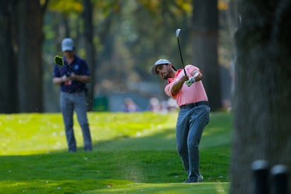 Abraham Ancer en acción durante la segunda ronda del torneo que se juega en la cancha del Club Chapultepec. (JAM MEDIA)