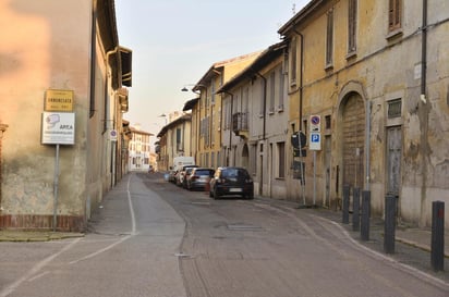 El pueblo de Vo Euganeo, donde se han detectado los dos casos en Veneto, ha sido también aislado y se han comenzado los análisis al resto de la población que ha podido tener contacto con los pacientes.
(EFE)