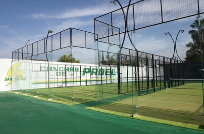 Sigue creciendo la popularidad del pádel entre los deportistas de la Comarca Lagunera. (JESÚS GALINDO)