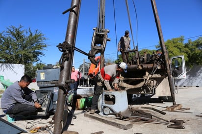 El mantenimiento preventivo de la bomba localizada al oriente de la ciudad podría representar una baja en la presión de agua. (EL SIGLO DE TORREÓN)