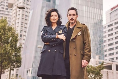 Uno de los matrimonios favoritos dentro del mundo del espectáculo es el conformado por Aislinn Derbez y Mauricio Ochmann, sin embargo, eso podría llegar a su fin, luego de que circulara el rumor de que su relación pende de un hilo. (INSTAGRAM) 