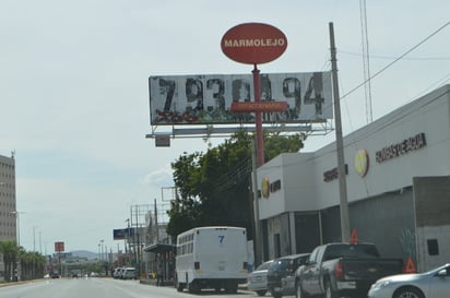 El municipio de Torreón contabilizó hasta este mes de febrero un padrón de 3,083 anuncios de toda clase. (EL SIGLO DE TORREÓN)