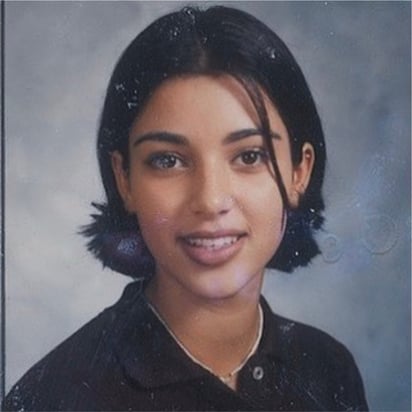 En redes. Kim Kardashian sube fotografía de su adolescencia.