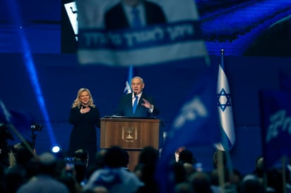 El Likud de Netanyahu logra finalmente 36 escaños, por encima de la coalición centrista Azul y Blanco de su principal rival Gantz que obtiene 33. (ARCHIVO)