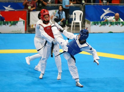 Daniela Souza (i) perdió la oportunidad de conseguir su boleto por México para los Juegos Olímpicos de Tokio 2020. (CORTESÍA CONADE) 