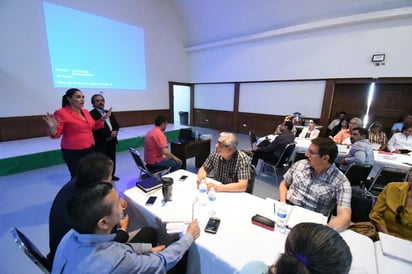 Flor Rentería, coordinadora de Servicios Educativos informó que será hasta el viernes 20 de marzo el último día de clases presenciales y que en lo que resta de la semana se suspenden todo tipo de actividades. (FERNANDO COMPEÁN)