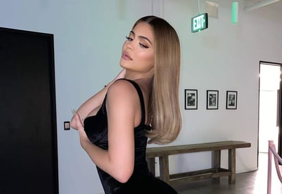 La empresaria y estrella televisiva Kylie Jenner, célebre por participar junto a sus hermanas en el popular 'reality show' Keeping Up with the Kardashians, donó un millón de dólares para que los hospitales de California adquieran materiales y equipos médicos por la crisis del coronavirus. (INSTAGRAM)