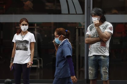 La embajada mexicana en Perú informó hoy que saldrán tres vuelos humanitarios para llevar de vuelta a México a los connacionales que quedaron varados en el país sudamericano, luego de surgir la crisis por el coronavirus SARS CoV-2. (ARCHIVO)