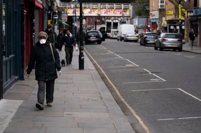 A raíz de la actual pandemia, las compañías británicas han instado al Ejecutivo a que rebaje la carga regulatoria para poder sobrevivir a la crisis.
(ARCHIVO)